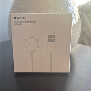 Apple Watch Magnetic Charger to USB Cable   White   NIB